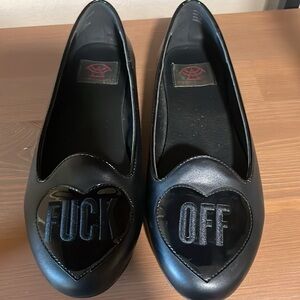 Flats black